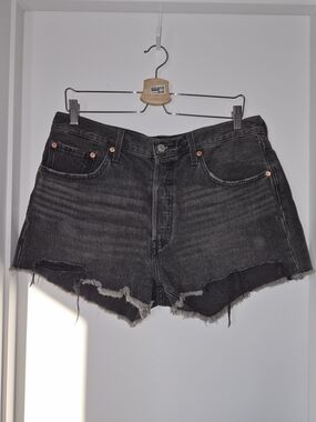 Levis Black Distressed Denim Jean Shorts